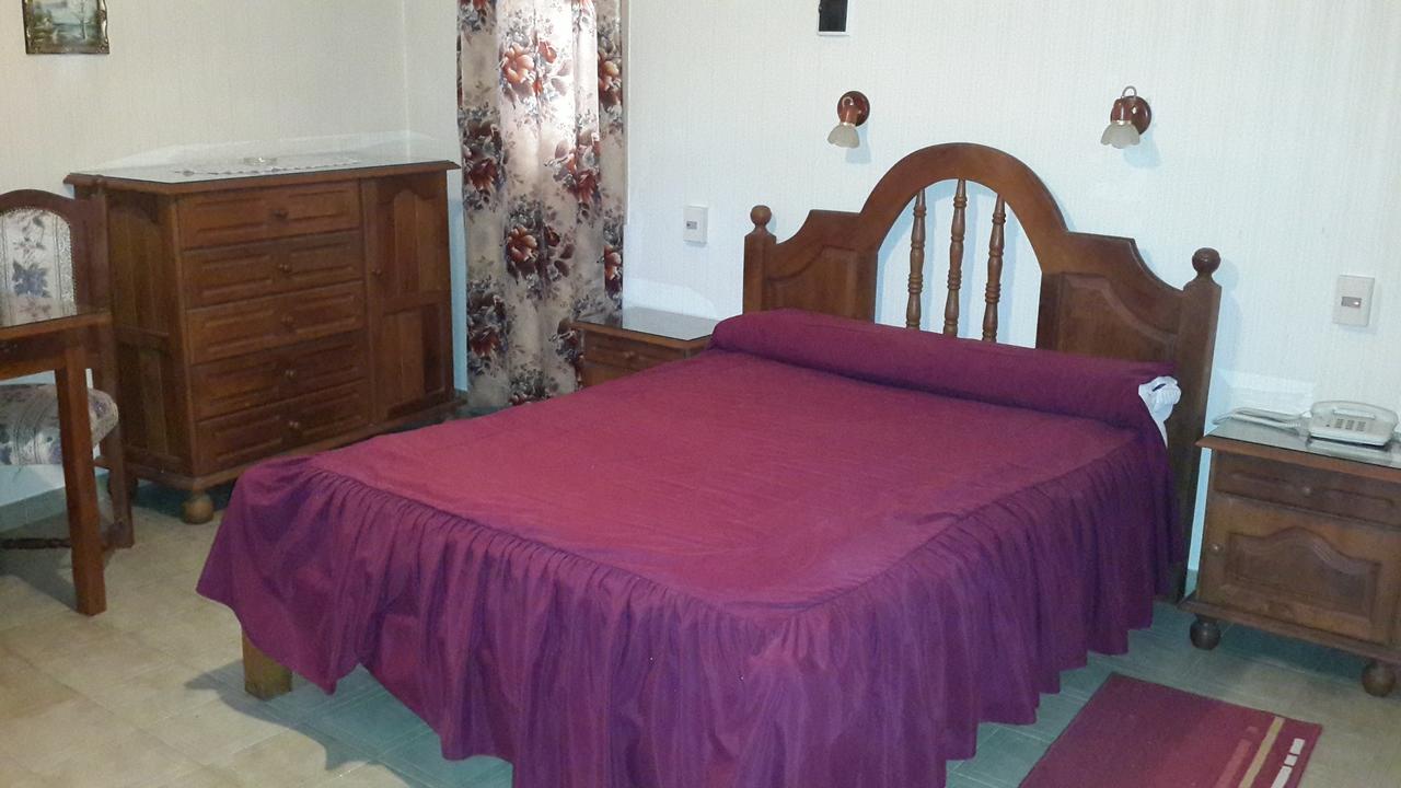 Gran Hotel Arauco Aimogasta Oda fotoğraf
