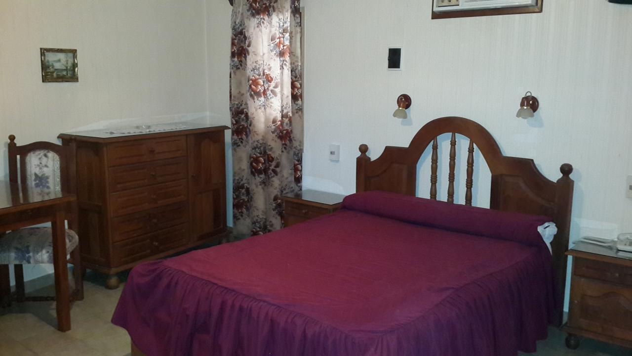 Gran Hotel Arauco Aimogasta Oda fotoğraf